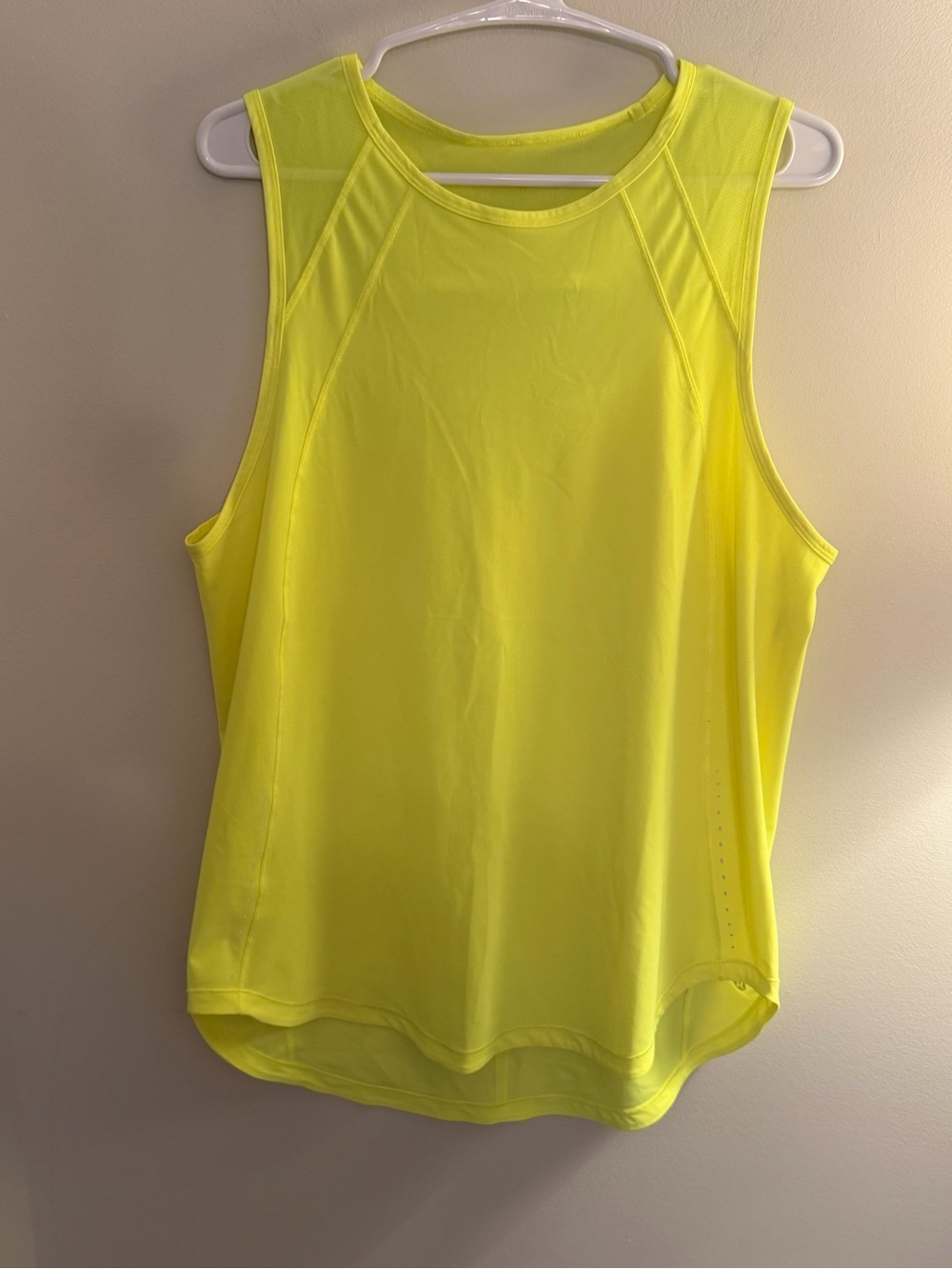 Lululemon Sculpt Tank Top Mesh Panels High Visibility Neon Yellow 20 Inch PTP